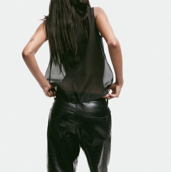 Sheer tie-neck blouse size S - Picture 11 of 11